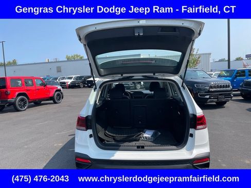 Used 2024 Volkswagen Taos S AWD/4WD image 28