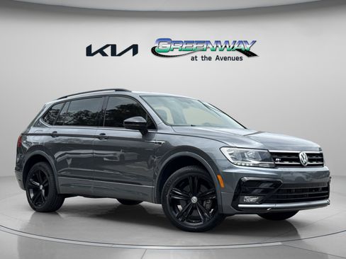 Used 2019 Volkswagen Tiguan SEL FWD image 1