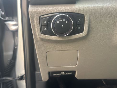 Used 2022 Ford F350 XL w/ Power Equipment Group image 20