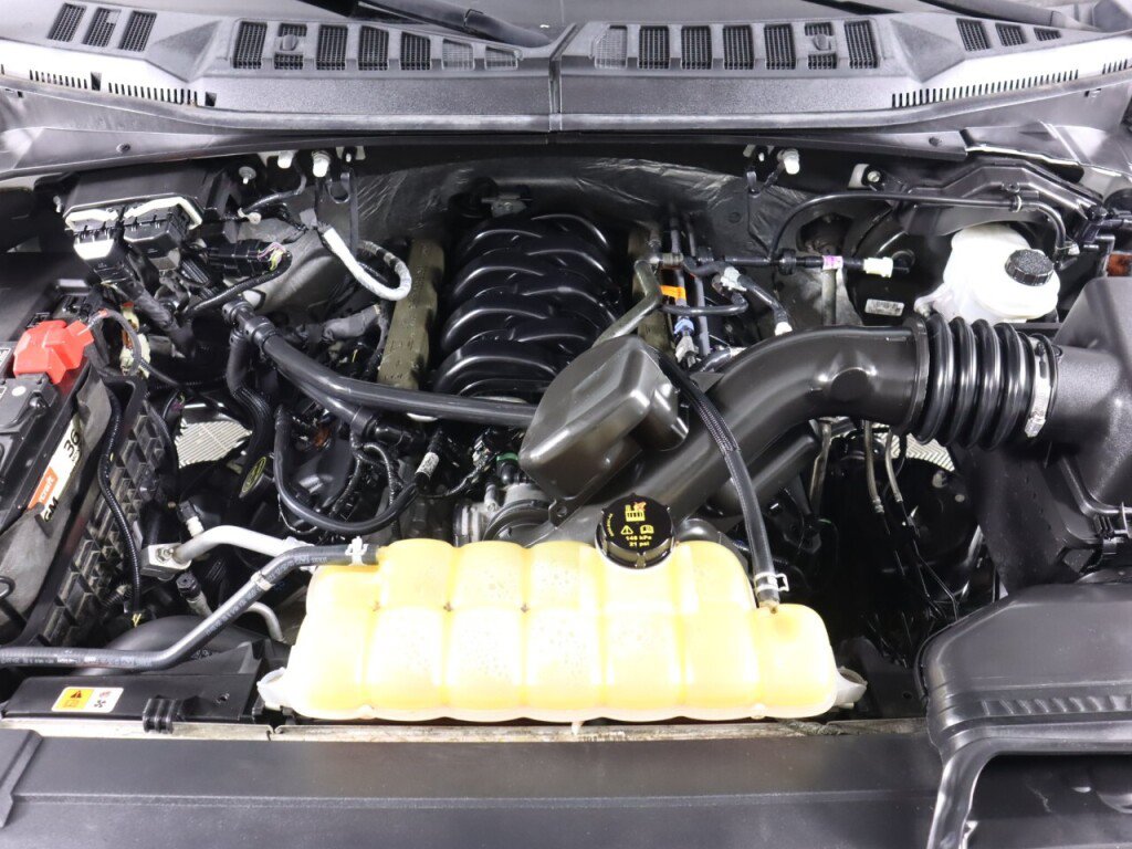 Used 2017 Ford F150 XLT AWD/4WD image 38
