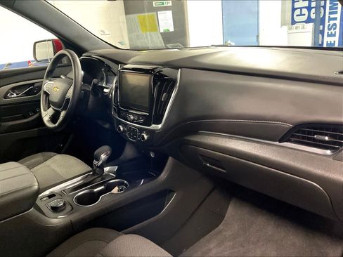 Used 2023 Chevrolet Traverse LT AWD/4WD image 14