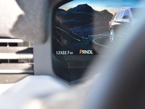 Certified 2025 Ford Explorer Active w/ Active Comfort Package image 8