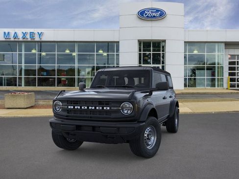 New 2025 Ford Bronco Base image 2