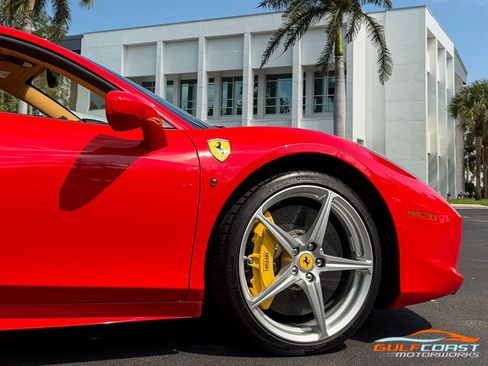 Used 2011 Ferrari 458 Italia Coupe RWD image 67