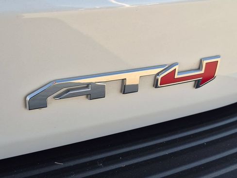 Used 2022 GMC Yukon XL AT4 AWD/4WD image 25