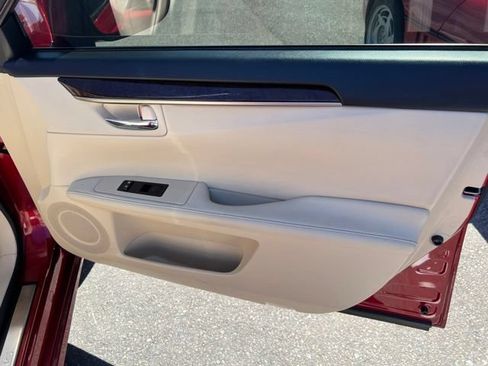 Used 2013 Lexus ES 350 w/ Luxury Pkg FWD image 27