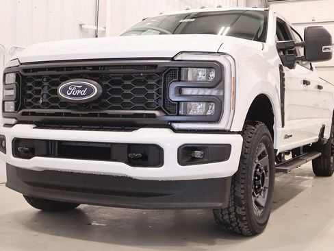 New 2026 Ford F350 XL w/ STX Appearance Package AWD/4WD image 5