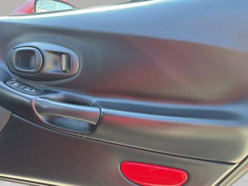 Used 2001 Chevrolet Corvette Convertible w/ Preferred Equipment Group2 image 11