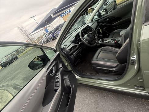 Used 2025 Subaru Crosstrek 2.5i Limited image 16