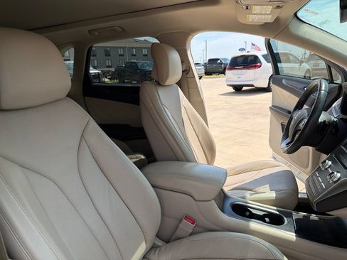 Used 2019 Lincoln MKC Reserve w/ MKC Climate Package FWD image 17