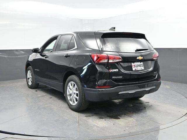 Used 2024 Chevrolet Equinox LT AWD/4WD image 11