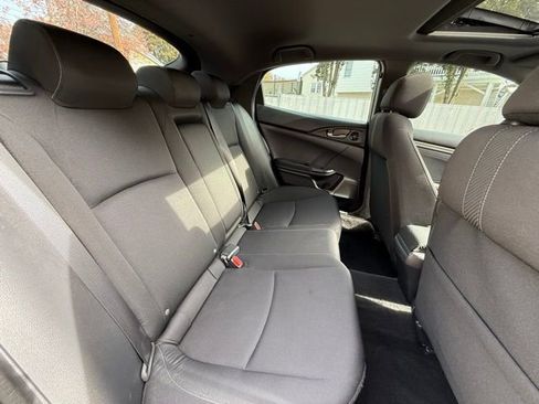 Used 2019 Honda Civic EX image 28