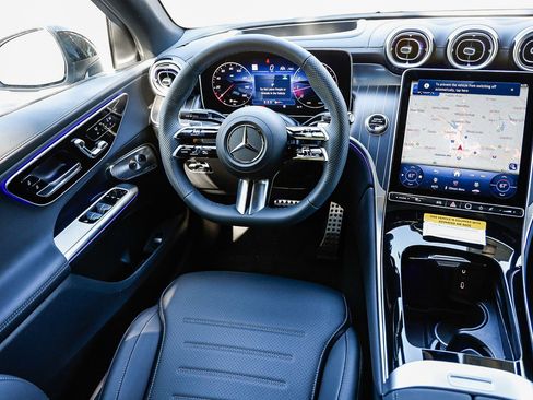 New 2025 Mercedes-Benz GLC 300 4MATIC image 14