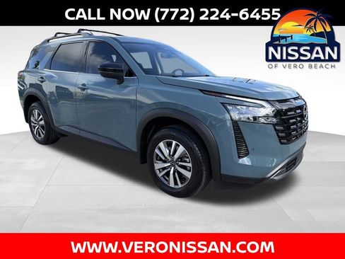 New 2026 Nissan Pathfinder SL FWD image 1