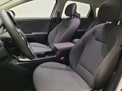 Used 2025 Kia K4 FWD image 17
