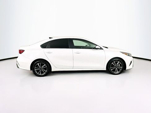 Used 2024 Kia Forte LXS w/ LXS Technology Package FWD image 10