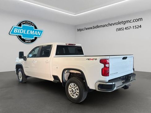 Used 2024 Chevrolet Silverado 2500 LT AWD/4WD image 5