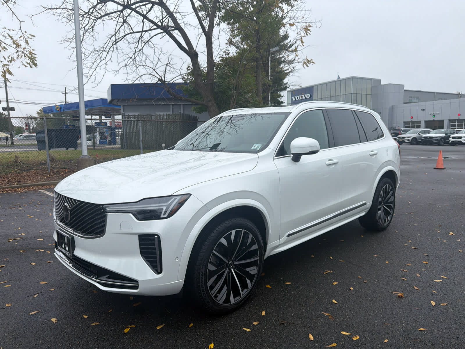Used 2027 Volvo XC90 B6 Plus AWD/4WD image 1