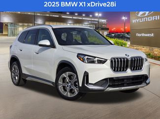 Used 2025 BMW X1 xDrive28i video 1