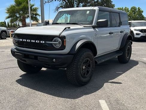 New 2026 Ford Bronco Outer Banks w/ Sasquatch Package AWD/4WD image 7