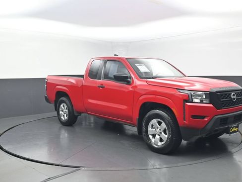 Used 2022 Nissan Frontier S w/ Technology Package AWD/4WD image 7