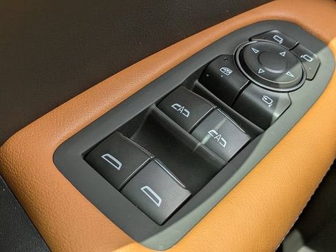 New 2025 Cadillac XT5 Premium Luxury w/ Technology Package FWD image 26