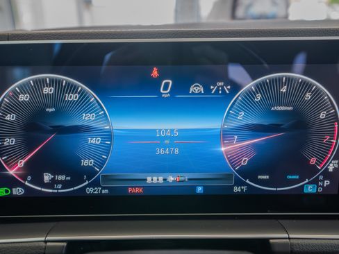 Used 2024 Mercedes-Benz GLE 350 4MATIC image 10
