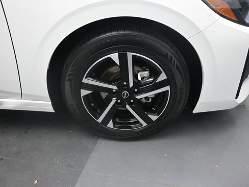 Used 2024 Nissan Sentra SV image 20