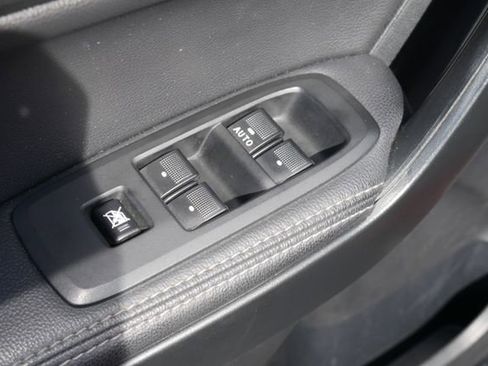 Used 2023 Ford Ranger Lariat w/ Tremor Off-Road Package AWD/4WD image 15