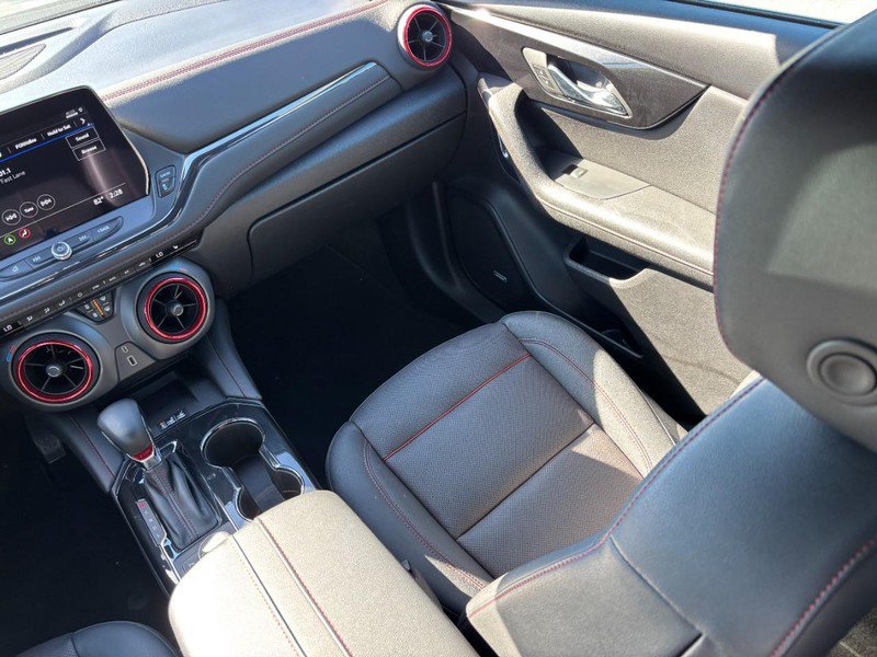 Used 2025 Chevrolet Blazer RS AWD/4WD image 14