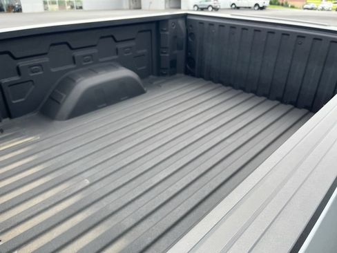 Used 2024 Chevrolet Silverado 1500 W/T w/ WT Value Package AWD/4WD image 10