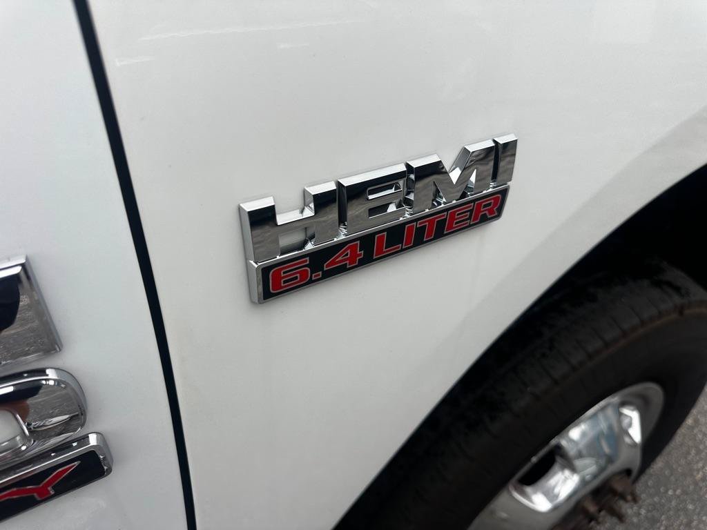 Used 2017 RAM 3500 Tradesman w/ Power & Remote Entry Group RWD image 9