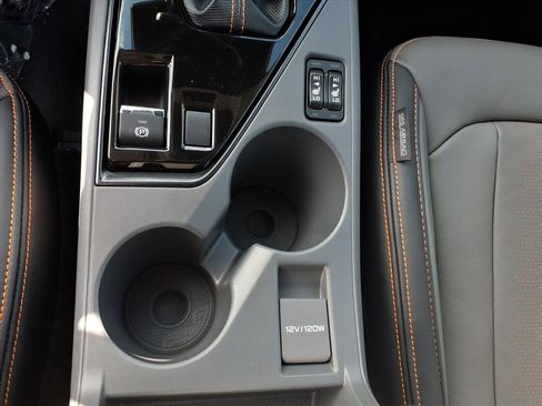 New 2025 Subaru Crosstrek 2.5i Limited w/ Crosstrek Mirror Package image 14