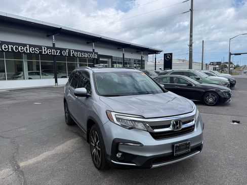 Used 2021 Honda Pilot Touring image 2