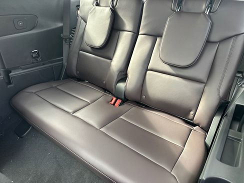 New 2026 Ford Explorer Platinum w/ LUX Leather Package image 19