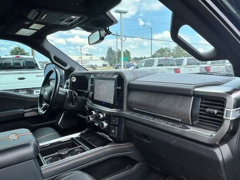Certified 2023 Ford F250 Platinum AWD/4WD image 18
