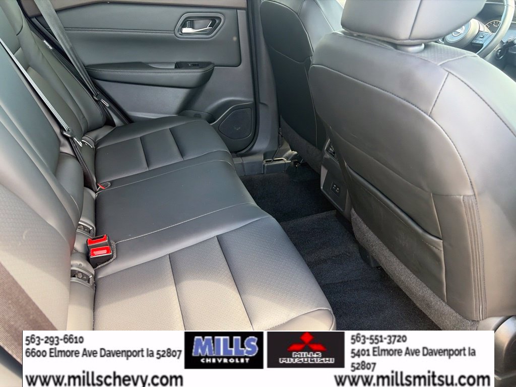 Used 2023 Nissan Rogue SV w/ SV Premium B Package AWD/4WD image 22