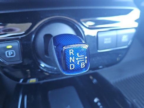 Used 2022 Toyota Prius L Eco image 28