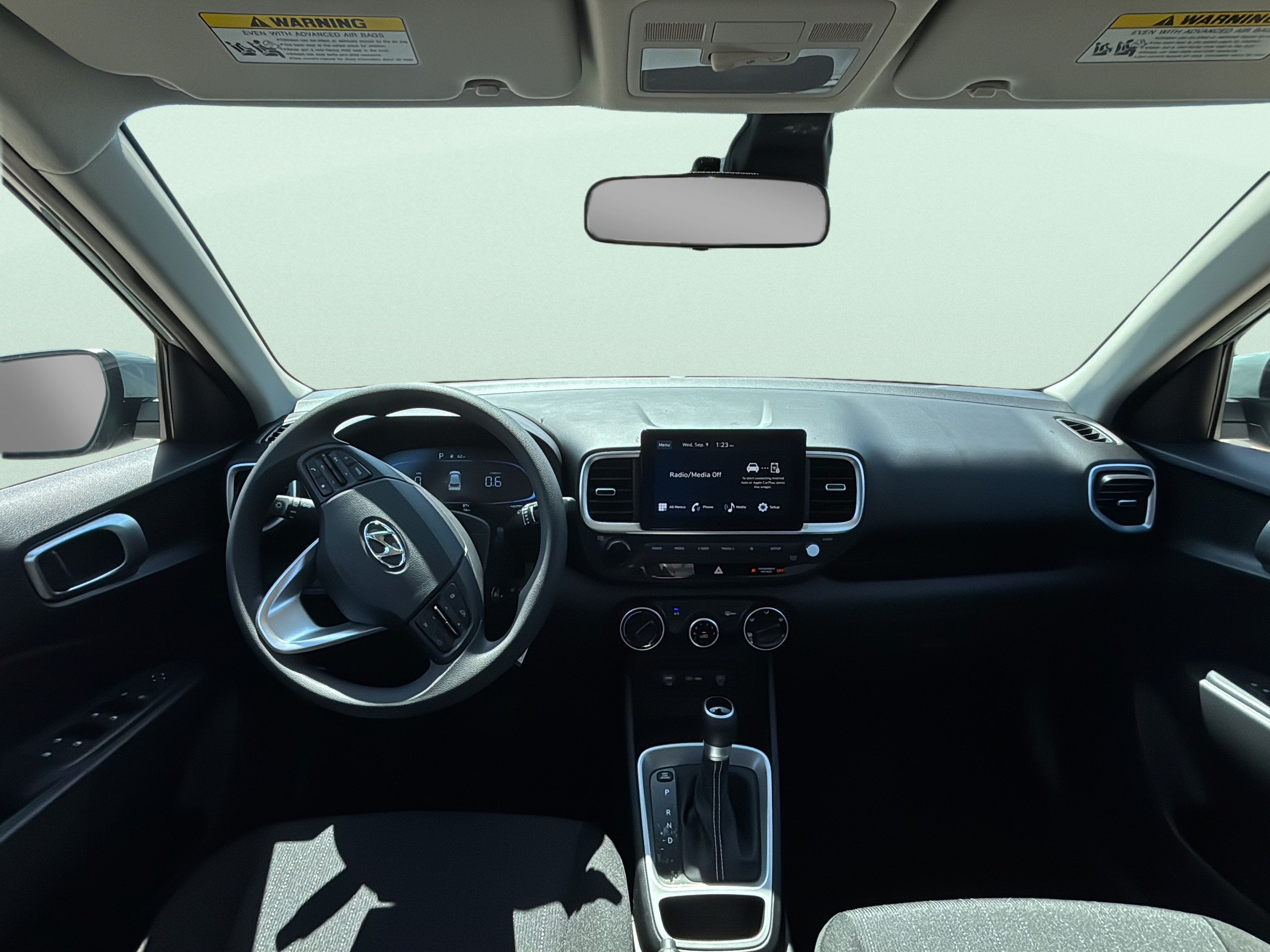 New 2026 Hyundai Venue SE FWD image 9