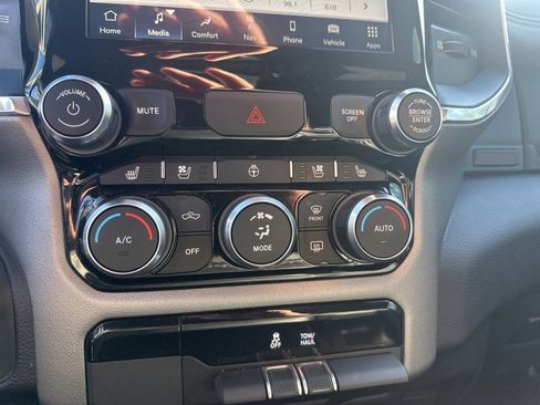 Used 2023 RAM 1500 Laramie image 15