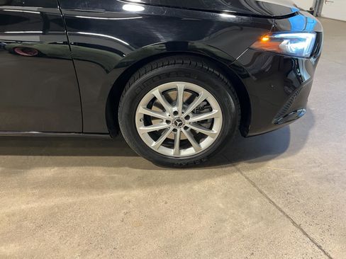 Used 2019 Mercedes-Benz A 220 4MATIC image 42