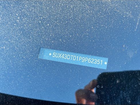 Used 2023 BMW X4 M40i w/ Premium Package image 12