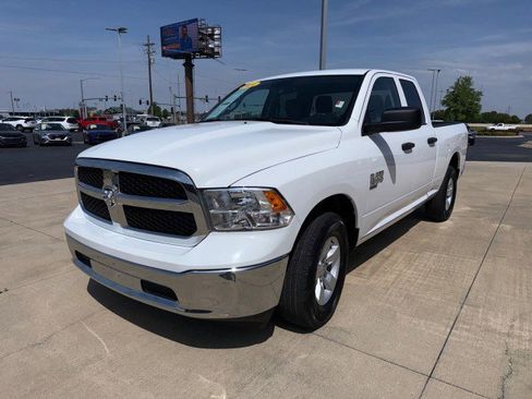 Used 2024 RAM 1500 Classic SLT image 5