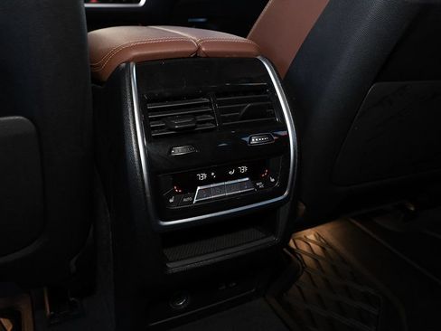 Used 2023 BMW X7 xDrive40i w/ Executive Package AWD/4WD image 18