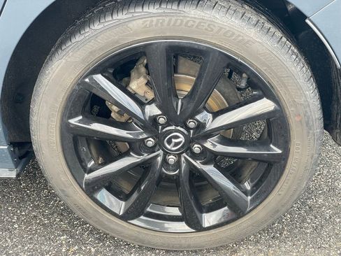 Used 2020 MAZDA MAZDA3 Hatchback w/ Premium Package image 29