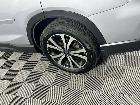 Used 2019 Subaru Forester Limited w/ Popular Package #3 AWD/4WD image 39