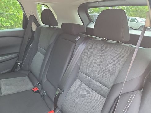 Certified 2025 Nissan Rogue SV FWD image 29