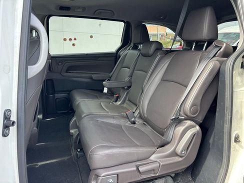 Used 2019 Honda Odyssey Elite image 6