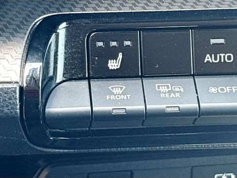 Used 2026 Toyota Prius XLE FWD image 19