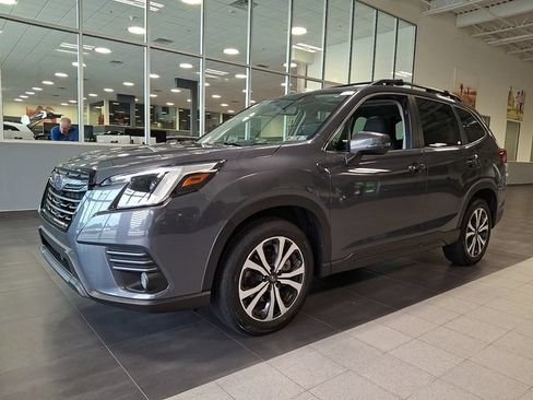 Certified 2022 Subaru Forester Limited w/ Popular Package #2 AWD/4WD image 3